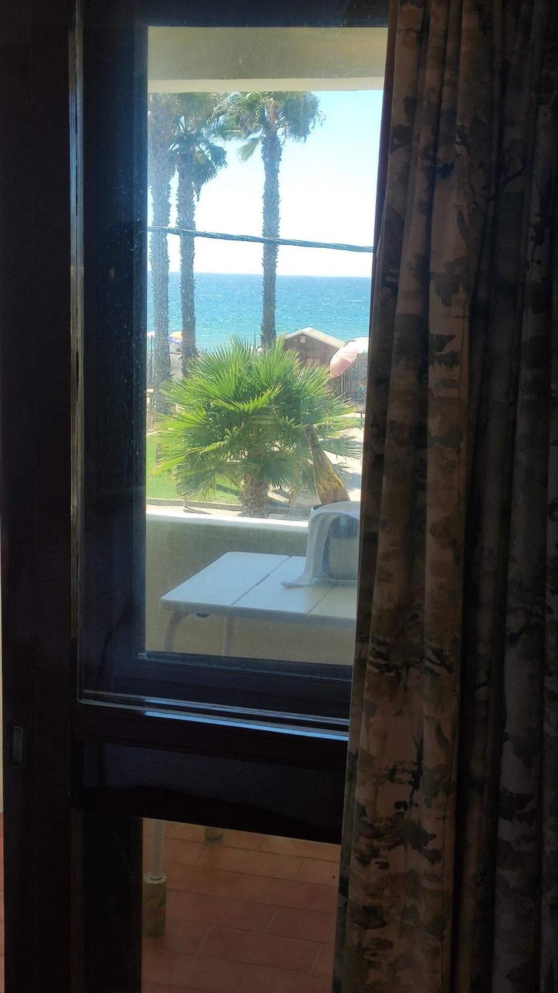 Aeromar Beach Hotel 파로 외부 사진
