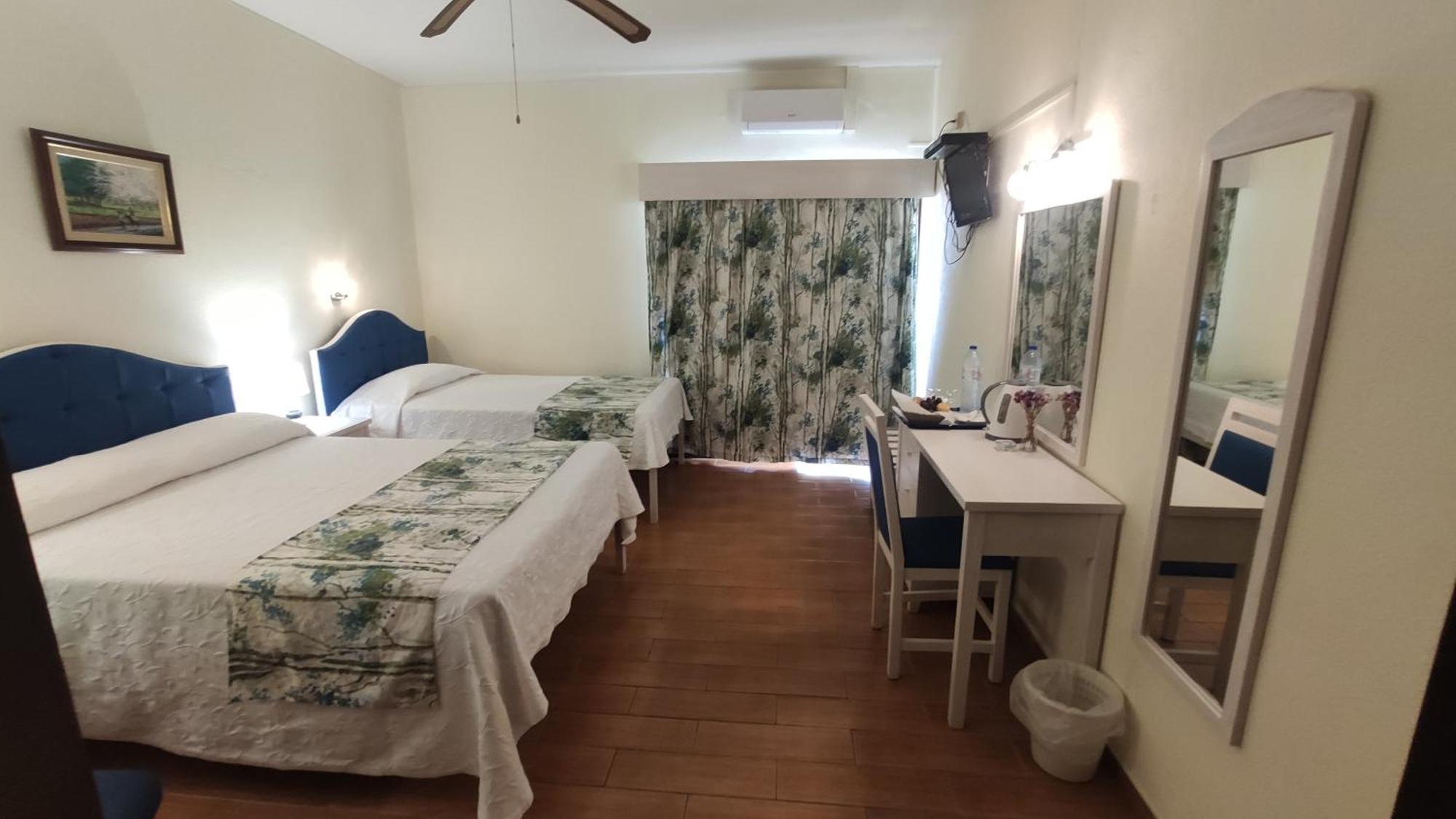 Aeromar Beach Hotel 파로 외부 사진