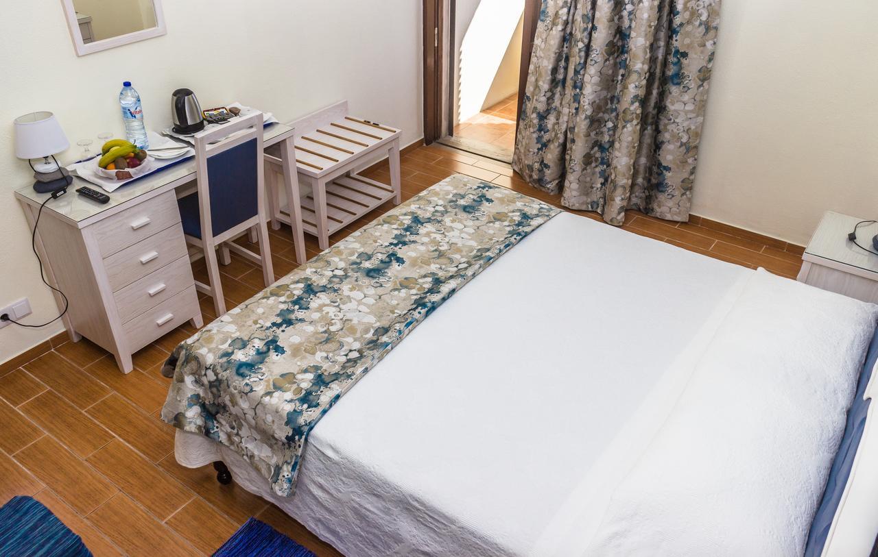Aeromar Beach Hotel 파로 외부 사진